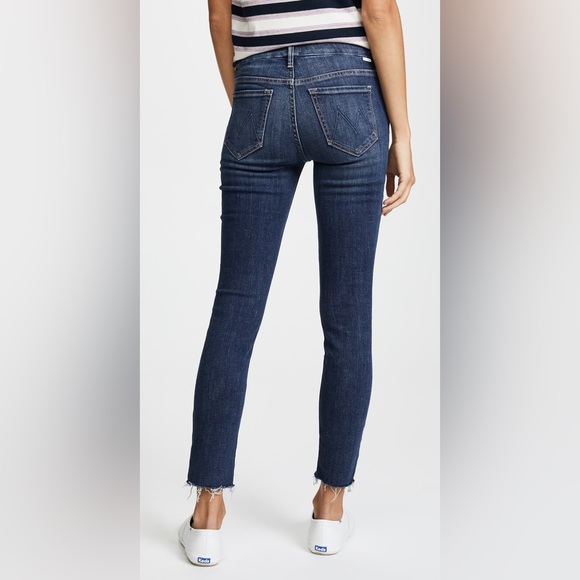 Mother Looked Ankle Fray Girl Crush Jeans size 25 - Picture 13 of 16